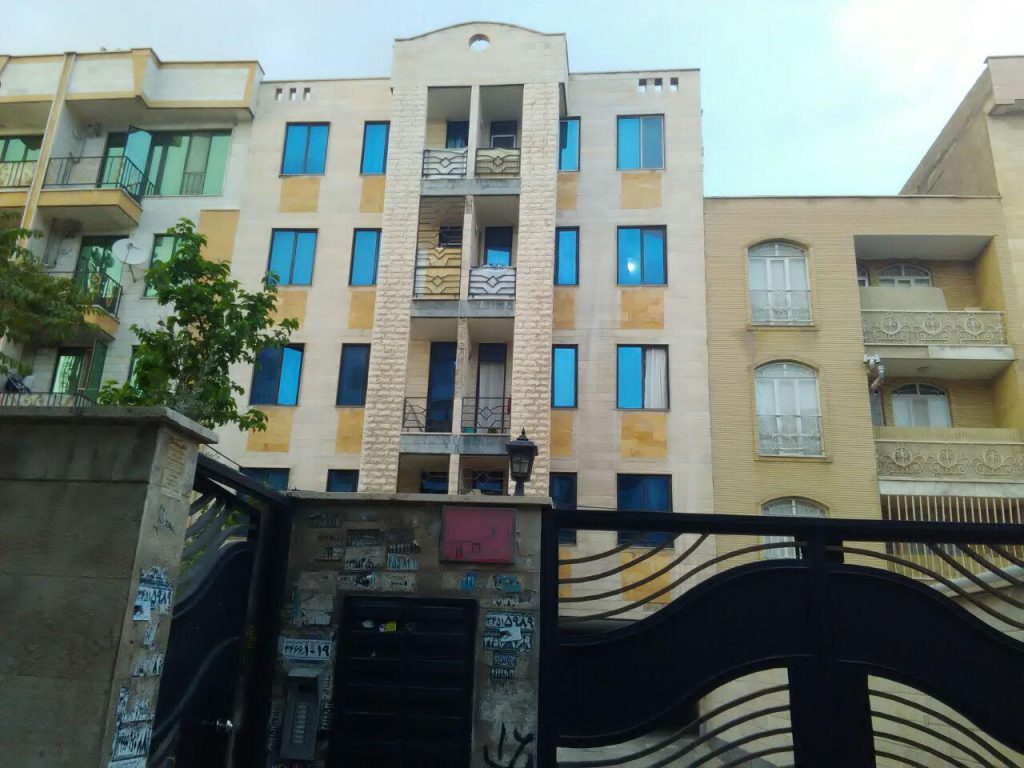 یک واحد آپارتمان مسکونی 78متر سنددار شاهین ویلا