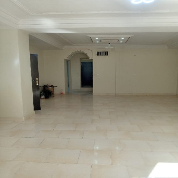 واحد آپارتمان فروشی محمدشهر خیابان تختی تک واحدی ۱۲۰ متری