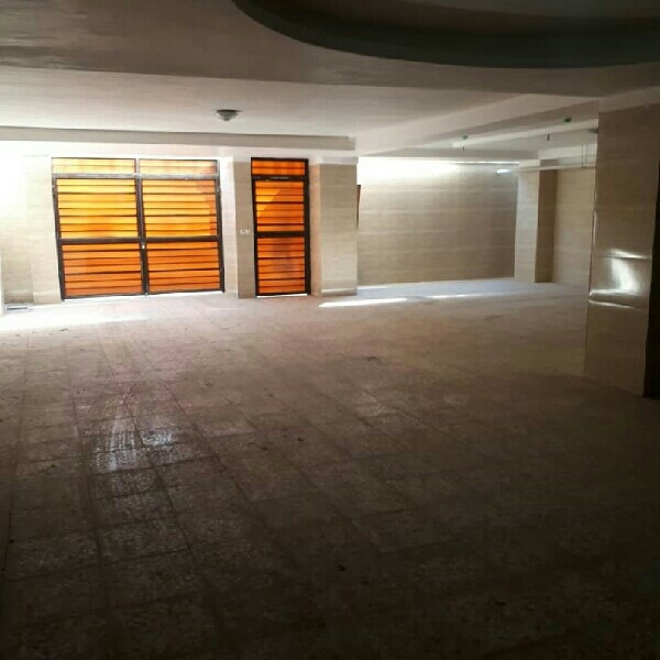فروش طبقه آخر پنتاس با سقف بتنی محمدشهر مرکز شهر